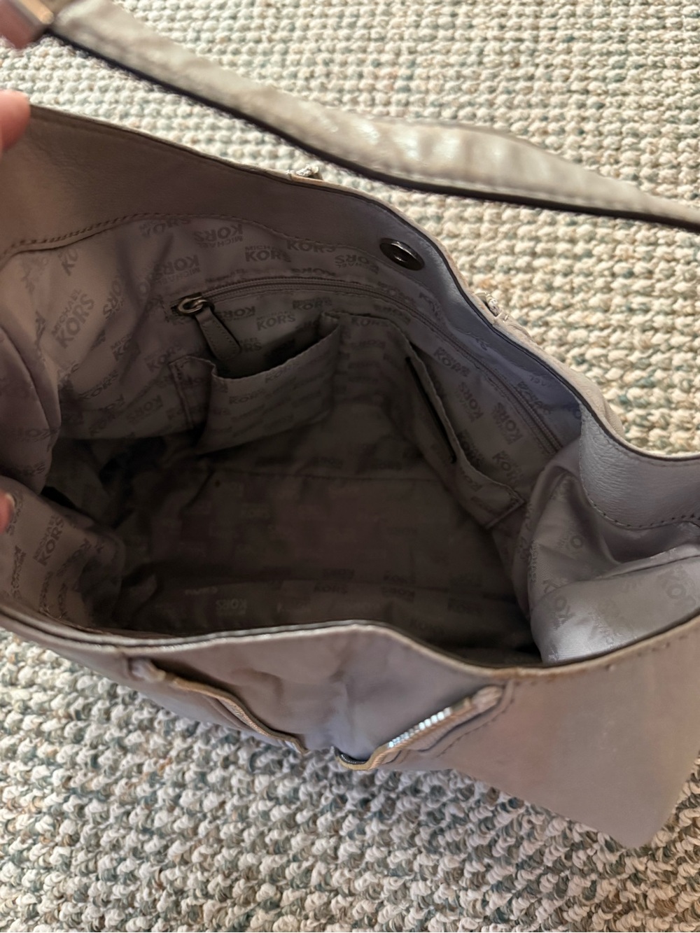 Michael Kors Light Grey Leather Shoulder Hobo with MK Charm - Picture 4 of 5